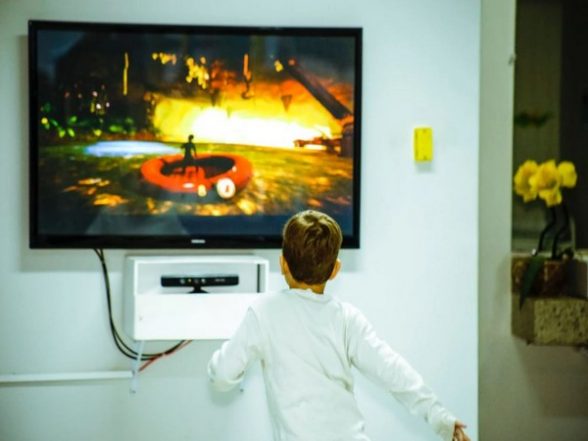 Cognitive, Behavioural Problems in Children Born Extremely Preterm Linked to High Daily Screen Time