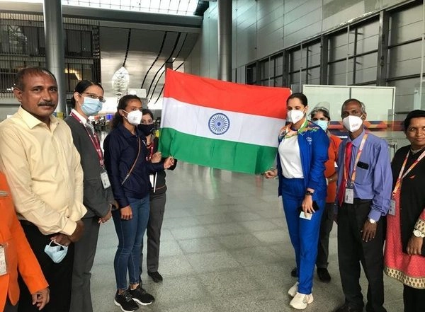 Sports News | Tokyo Olympics: Sania Mirza, Ankita Raina Depart for Games