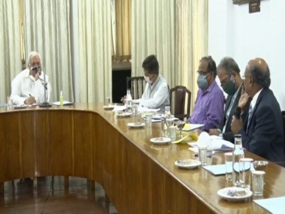 Students Should Sign ‘No Dowry Bond’ Before Awarding Degrees: Kerala Governor