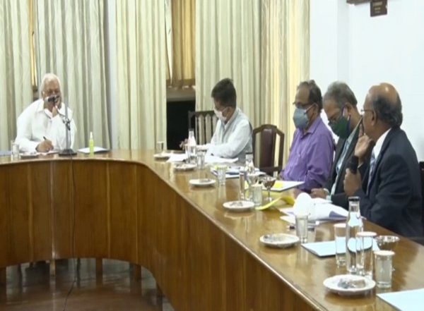 Students Should Sign ‘No Dowry Bond’ Before Awarding Degrees: Kerala Governor Arif Mohammed Khan Urges Vice-Chancellors