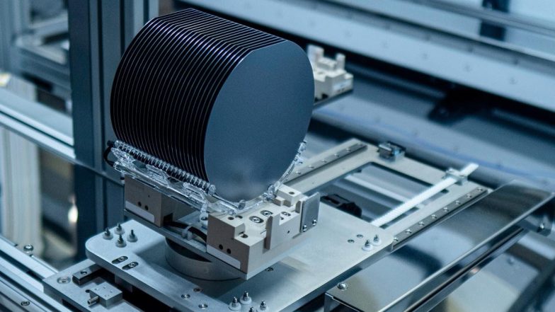 The Semiconductor Industry Is Ushering in a 'Golden Opportunity', and WIMI Hologram Cloud Has Made New Progress