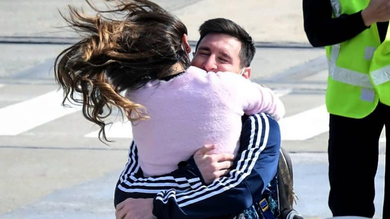 Lionel Messi Given Warm Welcome by Wife After Returning Home Post Copa America 2021 Win (Watch Video)