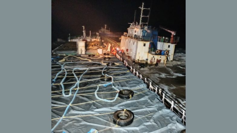 Gujarat: Indian Coast Guard Rescues 12 Crew of MV Kanchan in Distress Off Umargam (Watch Video)