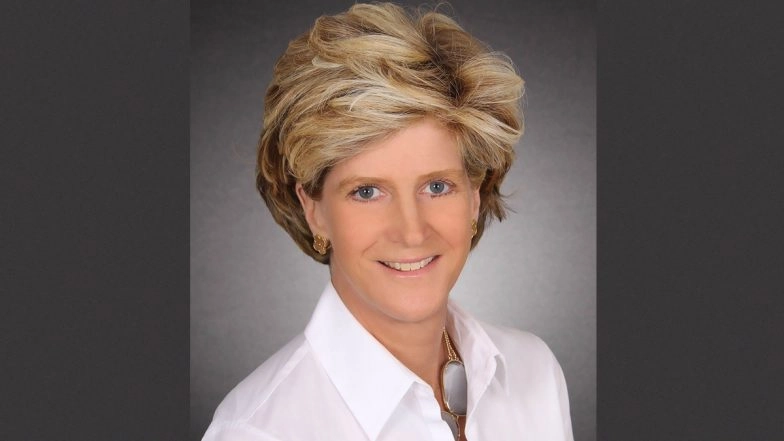 Leslie McElwreath: How She Became an Industry Leader In A Competitive Market