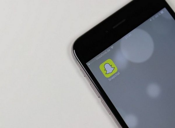 Friendship Day 2021: Snapchat Launches New Lenses To Share Virtual Hugs, Fun Moments, Other Expressions With Friends