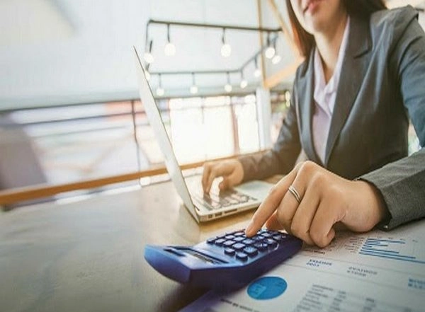 Business News | Reasons to Invest Salary in a Bajaj Finance Online FD