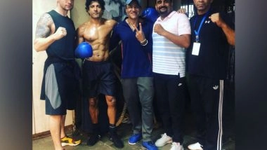 Entertainment News | Farhan Akhtar Introduces His 'Toofaan' Team to Fans