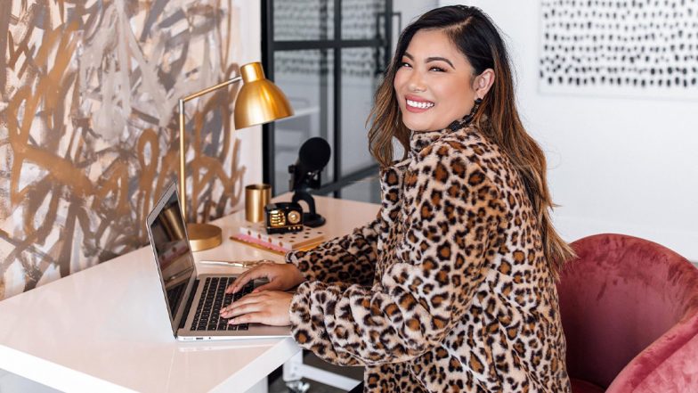 Ellen Yin of Cubicle to CEO Showcases The Power of Marketing Minimalism by Helping Thousands of Service Providers and Coaches Scale Their Businesses