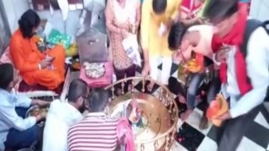 India News | Devotees Offer Prayers at Haridwar's Daksha Mahadev Temple on Last Monday of Sawan