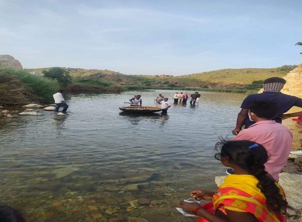 India News | 4 Drown in Pond at Andhra's Veligallu Project