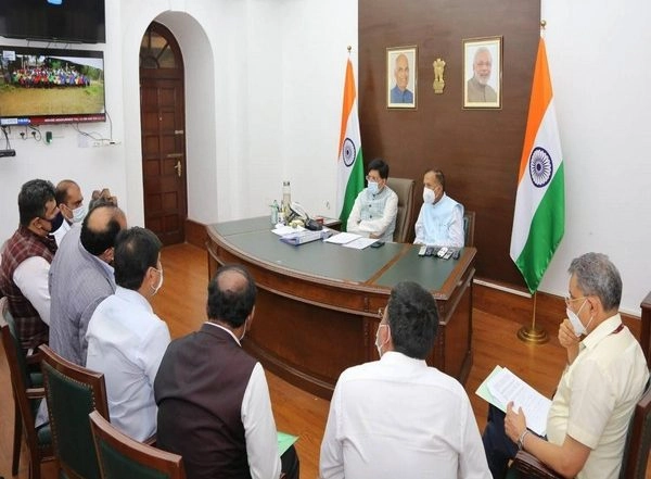 Business News | All India Poultry Breeders Association Meets Hon'ble Ministers Purshottam Rupala and Piyush Goyal for the Import of Soya Meal