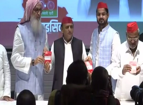 India News | Mukhtar Ansari's Brother Sigbatullah Joins SP with Former BSP Leader Ambika Chaudhary