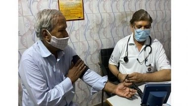 Business News | Pharmacist Basant Goel Provides Free of Cost Diagnostic Services to Patients