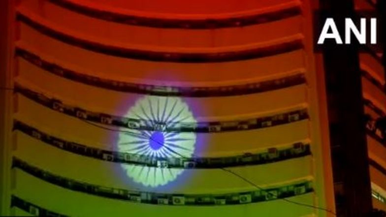 Bombay Stock Exchange Lights Up in Tricolour on Eve of 75th Independence Day (Watch Video)