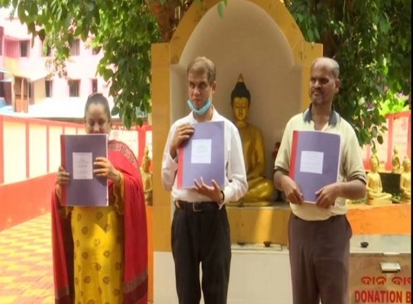 India News | Braille Version of Bhagwad Gita, Mahapuran Released in Odiya Language