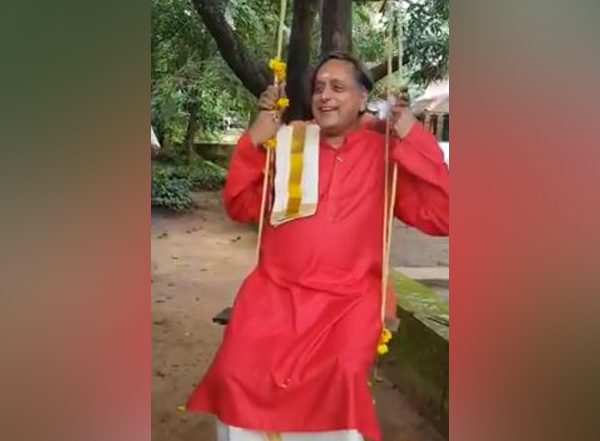 Onam 2021: Shashi Tharoor Celebrates Onam in Traditional Style at His Ancestral Home in Kerala's Pallakad (Watch Video)