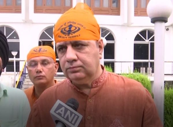 India News | 'Sukran Ki Ardaas' Offered at Jammu Gurudwara After Safe Arrival of 3 Swaroops of Guru Granth Sahib from Afghanistan