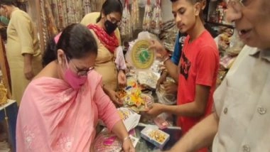 India News | Moradabad Residents Happy to Celebrate Janmashtami After Easing of Covid Restrictions, Brisk Business in Markets