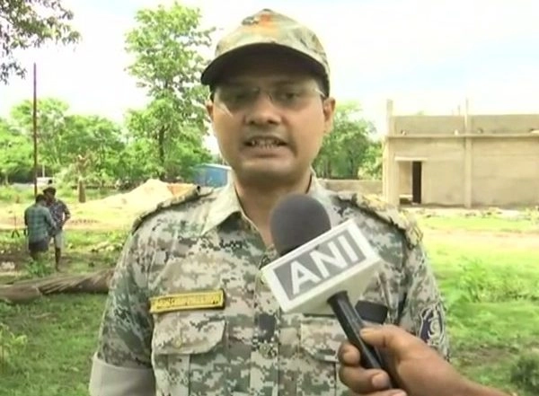 India News | Once Destroyers, Surrendered Naxals Now Build Township for Themselves, Victims of Their Violence