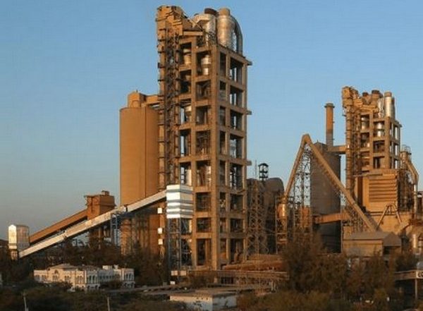 Business News | 80 MT Cement Capacity Addition in Next 3 Years, a 10-year High: Crisil