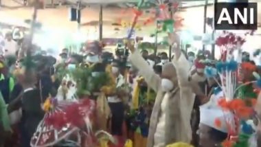 Hareli Festival Celebrations 2021: Chhattisgarh CM Bhupesh Baghel Takes Part in Event to Mark the Festival in Raipur, Watch Viral Video