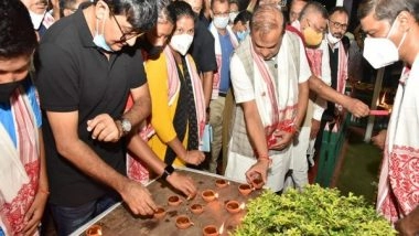 India News | Assam CM Lights Earthen Lamp, Prays for Boxer Lovlina Borgohain's Success at Tokyo Olympics