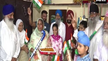 Tokyo Olympics 2020: Gurjit Kaur’s Family Exchanges Sweets in Amritsar As Indian Women Hockey Team Storms Into Semifinals at Tokyo Olympics 2020