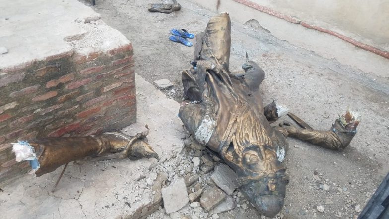 Maharaja Ranjit Singh's Statue in Pakistan Vandalised for Third Time, One Detained (Watch Video)