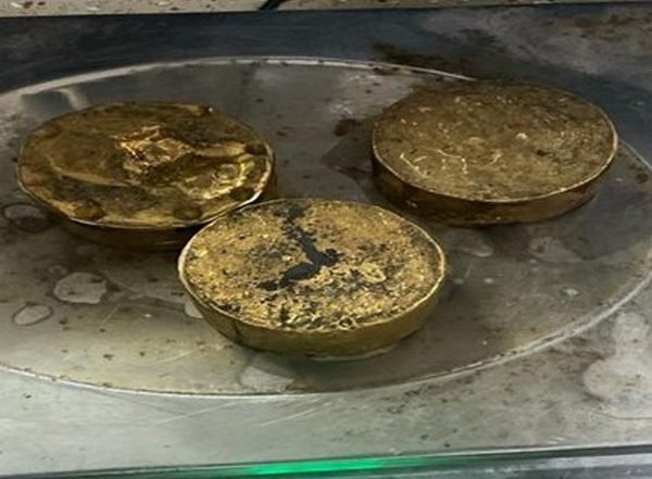 India News | DRI Arrests 3 for Gold Smuggling in Mumbai