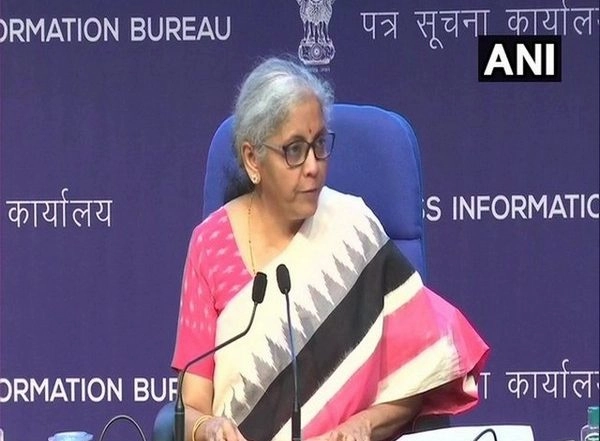 India News | Nirmala Sitharaman Meets COP26 President, Discusses Issues Related to Climate Change