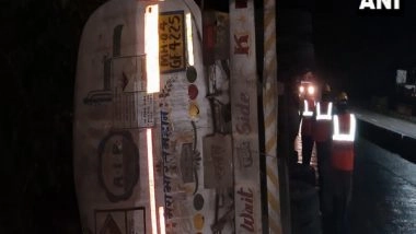 India News | Chemical Tanker Overturned in Maharashtra's Thane, No Casualty Reported