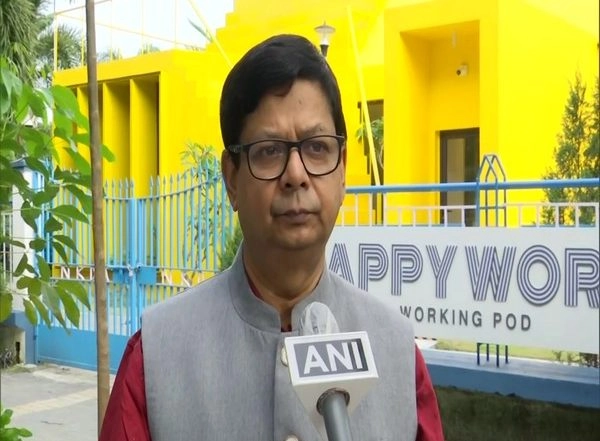 India News | Kolkata's New Town Authority Establishes Working Pods for Work-from-home