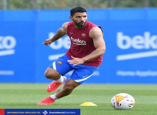 La Liga 2021: Barcelona Striker Sergio Aguero Ruled Out for 10 Weeks Due to Right Calf Injury