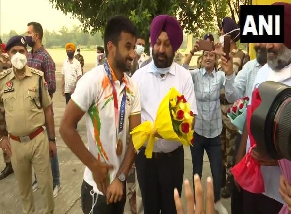 Sports News | Team to Start Training Next Month for Commonwealth, Asian Games: Hockey Player Gurjant Singh
