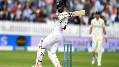 Sports News | Eng Vs Ind: Teammates Applaud as Centurion KL Rahul Returns to Dressing Room at Lord's