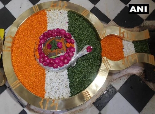 India News | 'Shivalinga' at Rishikesh Temple Decorated with Tricolour