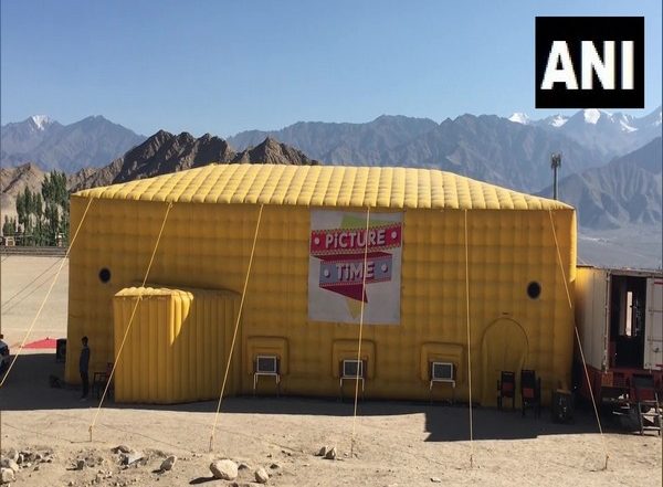 India News | Ladakh Gets Its First Highest Mobile Theatre in World at Altitude of 11,562 Ft