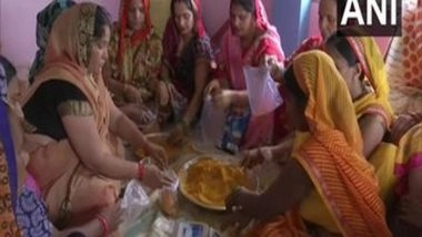 India News | Women's Group in UP's Gorakhpur Takes Up Turmeric Farming to Boost Incomes
