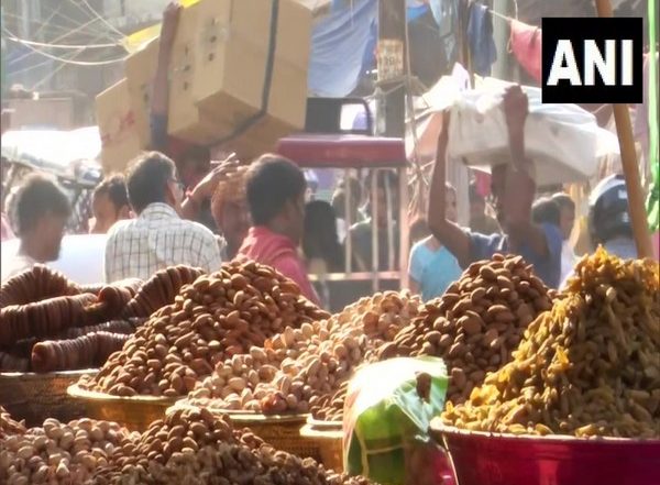 India News | Delhi: Surge in Prices of Dry Fruits as Imports from Afghanistan Disrupted