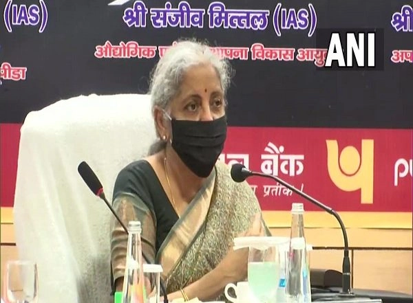 Nirmala Sitharaman Hails Yogi Adityanath for Creating Investment-Friendly Atmosphere in Uttar Pradesh