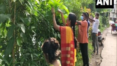 India News | People in Bengal's Paschim Medinipur, UP's Moradabad Tie Rakhis to Trees to Spread Conservation Awareness