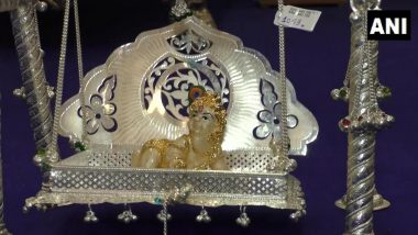 Krishna Janmashtami 2021: Jewellery Shop in Surat Selling Swings Made of Silver Ranging Between Rs 5,000 to Rs 5.5 Lakh