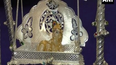India News | Ahead of Janmashtami, Surat Jewellery Shop Selling Silver-made Swings