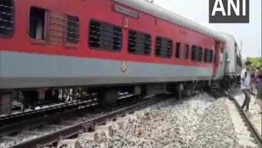 India News | 4 Coaches of Guwahati-Howrah Special Express Train Derailed in Assam