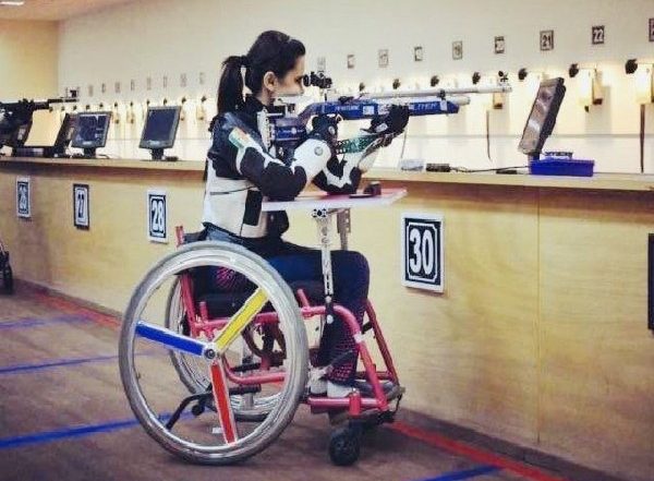 Sports News | Tokyo Paralympics: Shooter Avani Lekhara Becomes First Indian Woman to Win Gold at Games