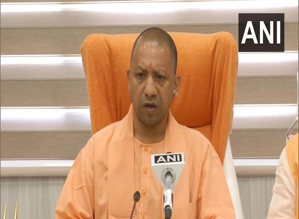 India News | Cases Filed for Stubble Burning Against Farmers in UP Will Be Withdrawn: CM Yogi Adityanath