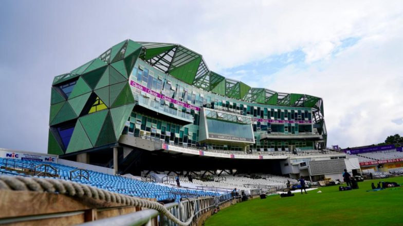 IND vs ENG 2021: Visitors Arrive in Headingley Ahead of Third Test Match