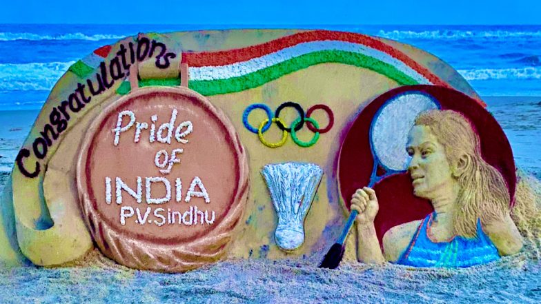 PV Sindhu Wins Bronze at Tokyo 2020: Check Sand Artist Sudarsan Pattnaik’s Tribute to Indian Shuttler