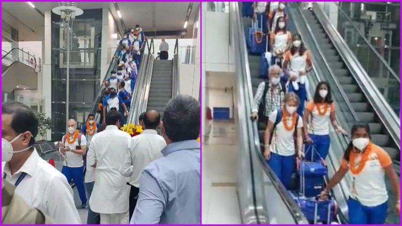 Indian Men’s and Women’s Hockey Teams Receive Warm Welcome on Return from Tokyo Olympics 2020 (Watch Video)