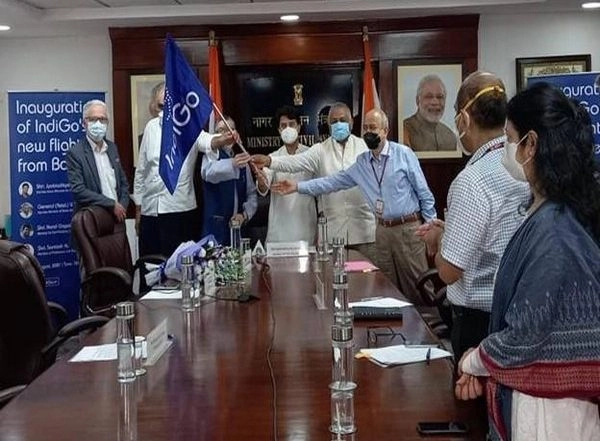 India News | IndiGo Launches Flight Service from Bareilly to Mumbai